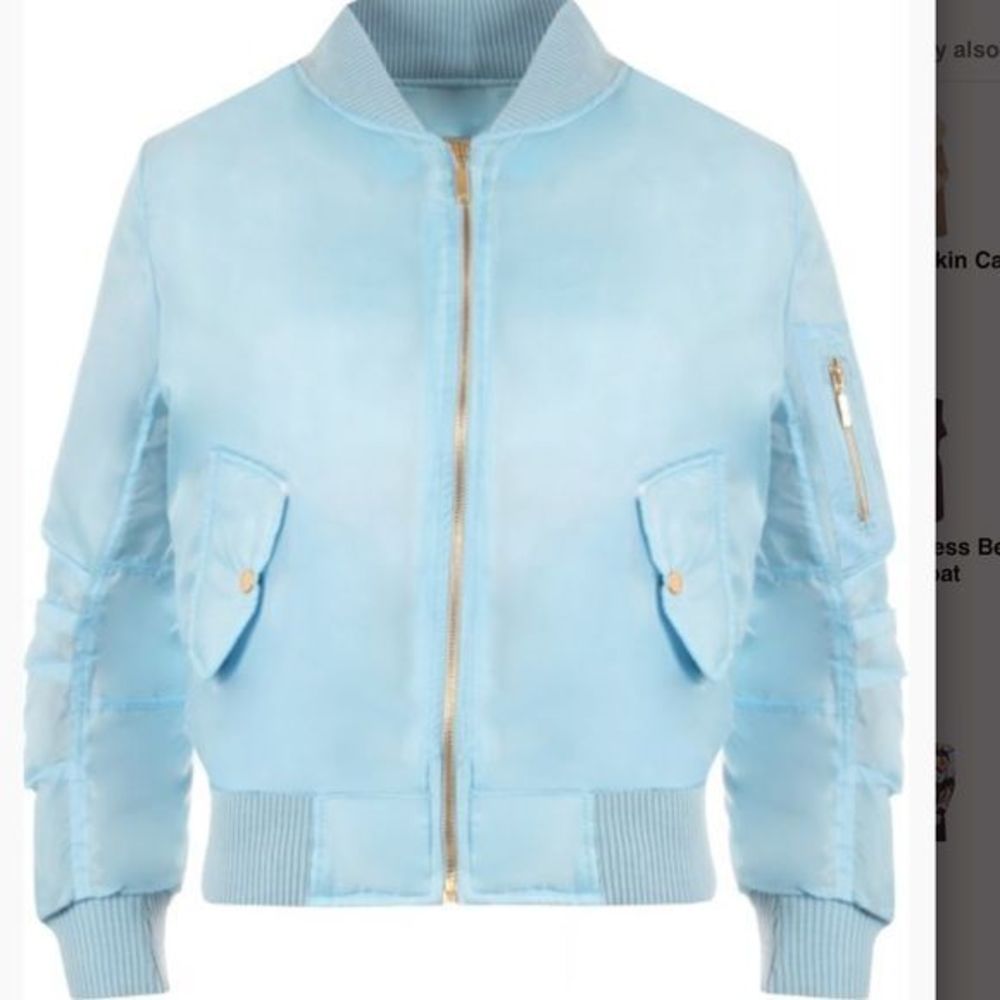 Blue bomber jacket ❄️